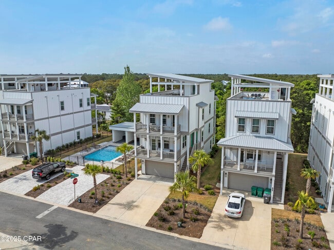 Building Photo - 15 E Queen Palm Dr
