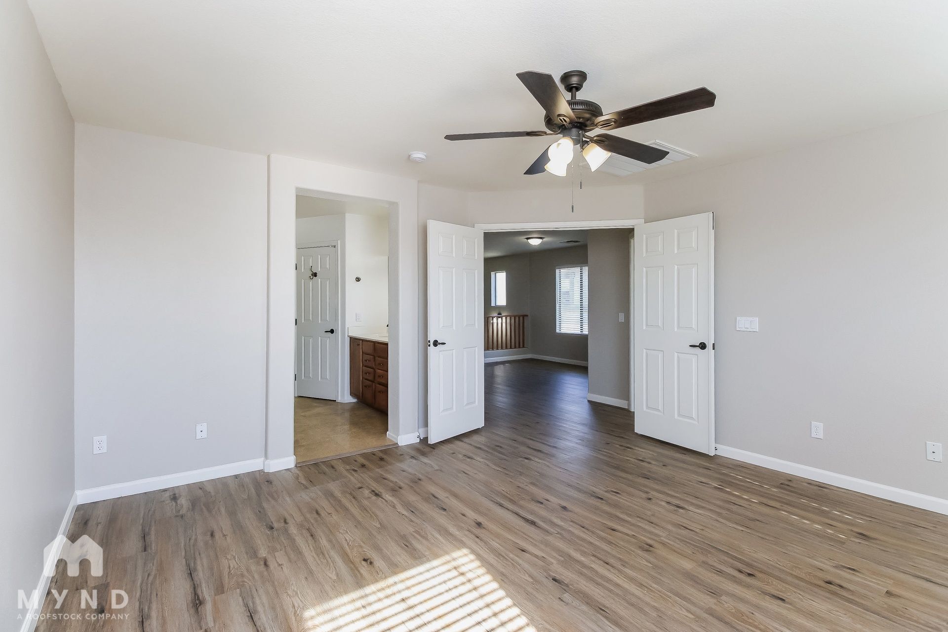 Building Photo - 1348 S Loback Ln