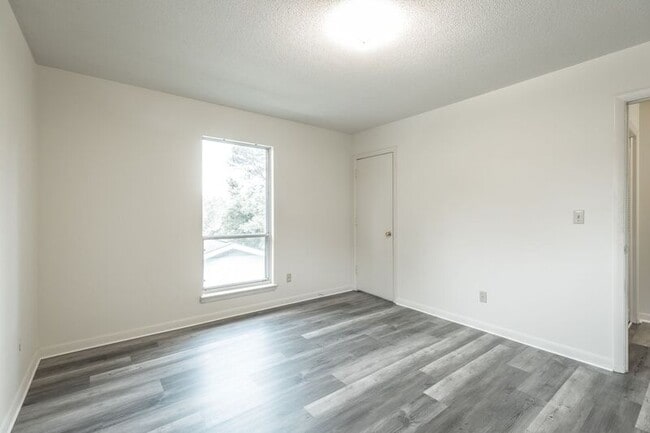 Building Photo - 3410 Gail Dr