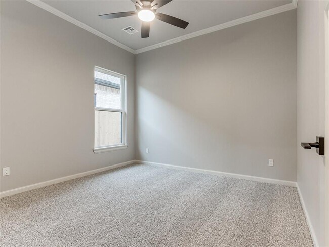 Building Photo - 3005 SW 133rd St