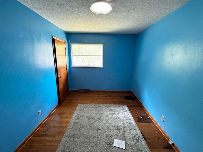 Building Photo - 4687 Julian Dr