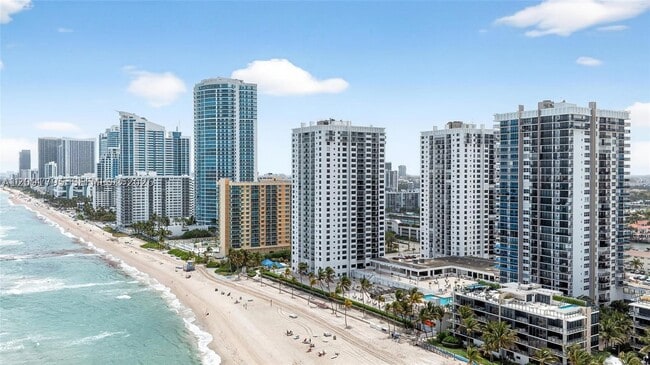 Building Photo - 2301 S Ocean Dr
