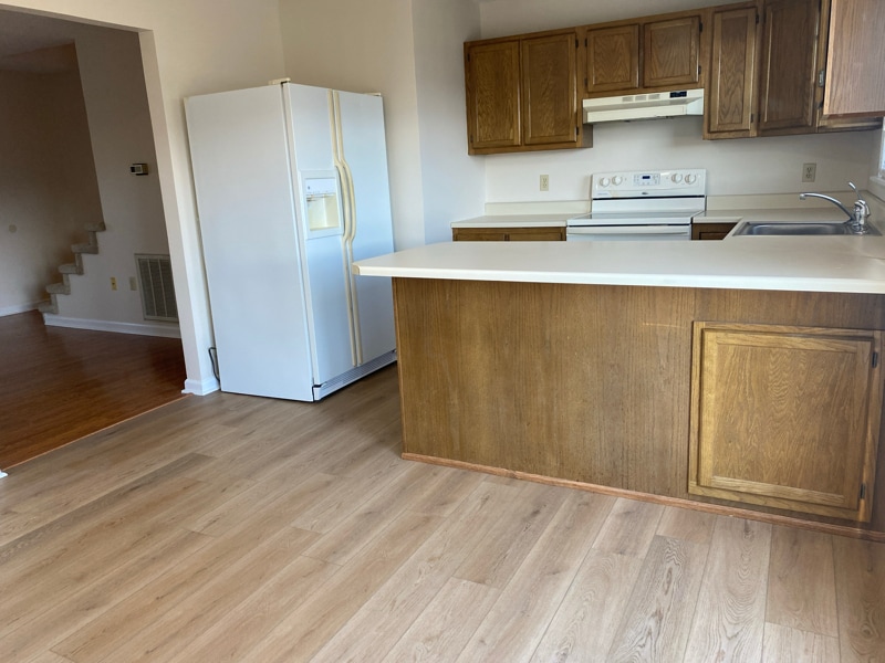 Building Photo - 506 Dover St