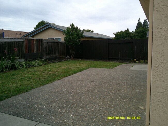 Building Photo - 1777 Daniel Ct