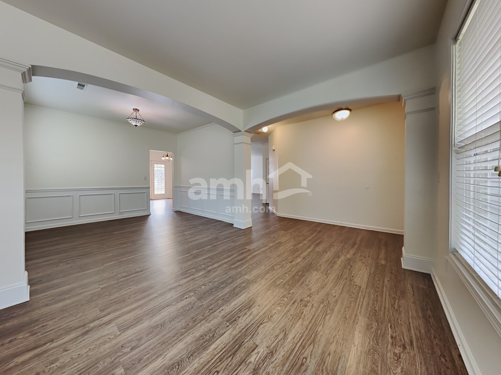 Building Photo - 1315 Emory Ln NW