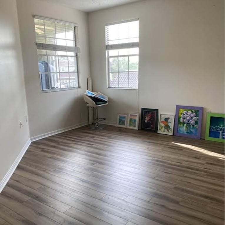 Building Photo - 5601 Bentgrass Dr