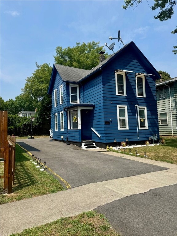 Building Photo - 57 Ferncliffe Dr