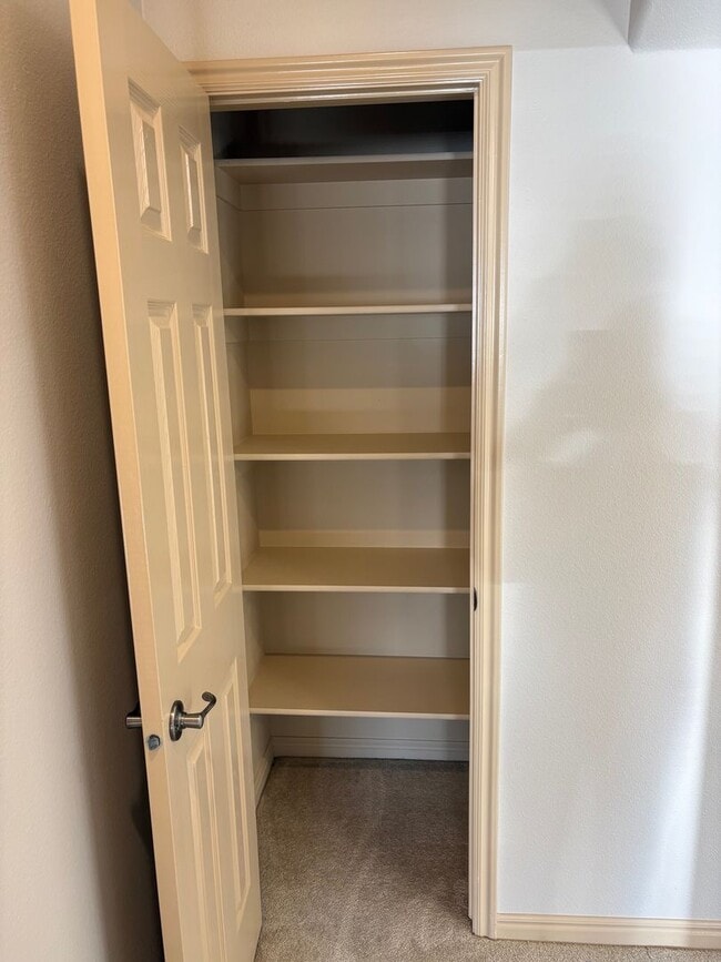 Building Photo - St. George Oasis