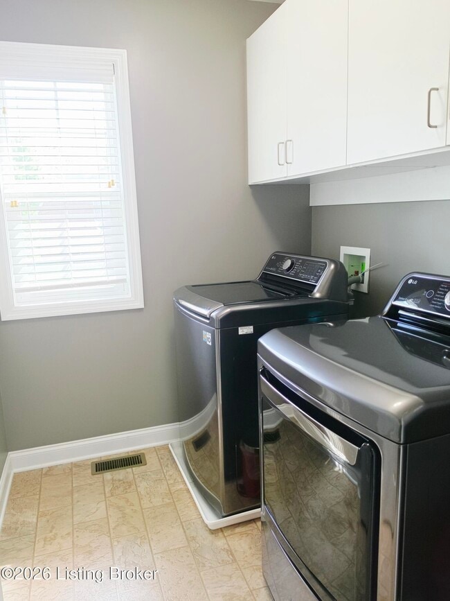 Building Photo - 13203 Cain Ln