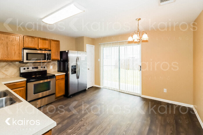Building Photo - 26 Avrshire Ln