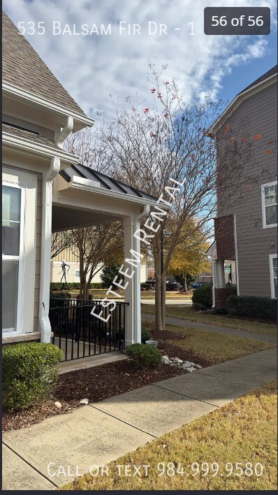 Building Photo - 535 Balsam Fir Dr