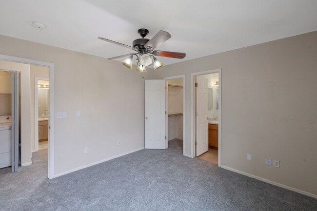 Building Photo - Charming 2-Story Home with Fireplace, Gara...