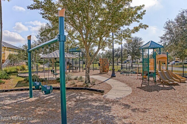 Building Photo - 6034 Bartram Village Dr