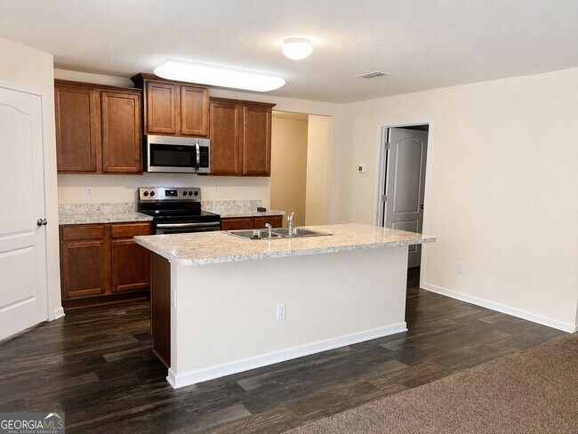 Building Photo - 228 Brooklet Cir