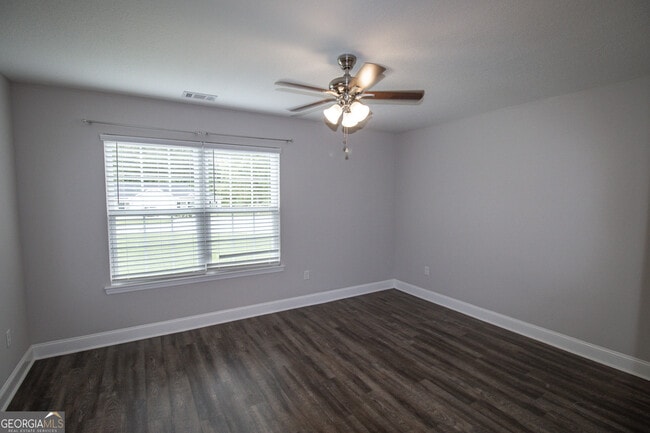 Building Photo - 136 Bull Bay Dr