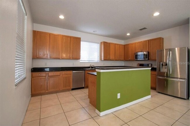 Building Photo - 1412 Blackwater Pond Dr