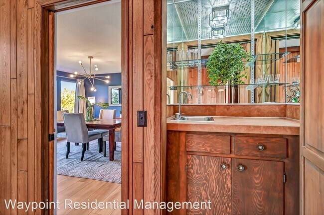 Building Photo - 5 br, 4 bath House - 136 Dover Lane