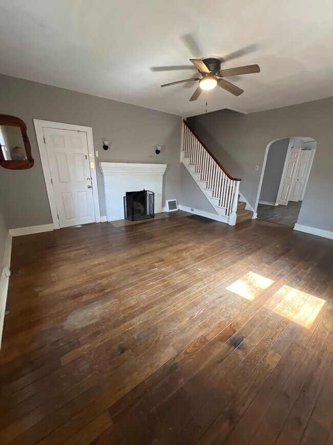 Building Photo - 1224 N Rutledge St