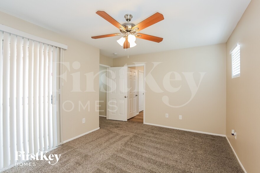 Building Photo - 6124 Puesta Del Sol St