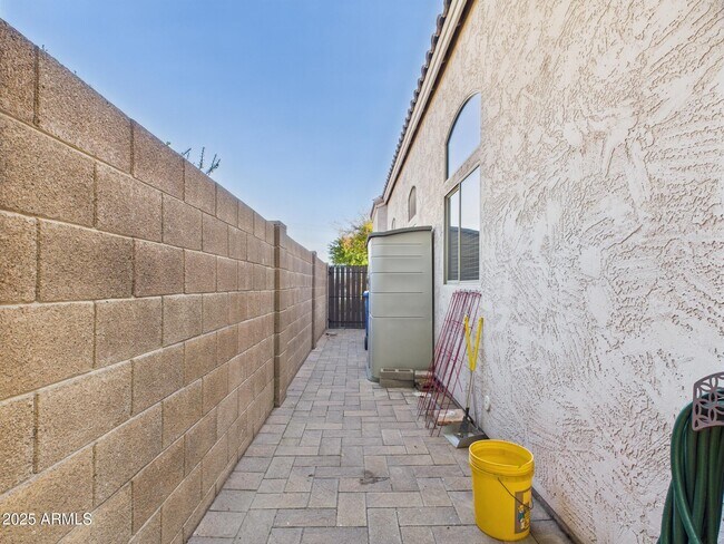 Building Photo - 3508 W Chama Dr