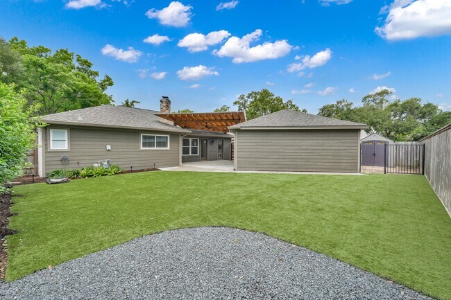 Building Photo - 2806 Triway Ln