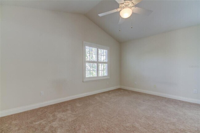 Building Photo - 10704 Sierra Vista Pl