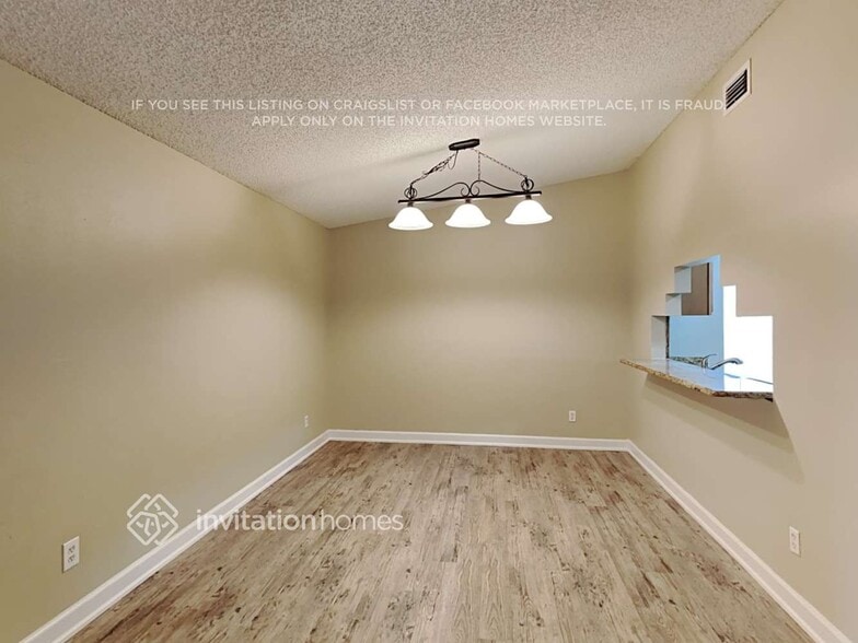 Building Photo - 15924 Eagle River Way