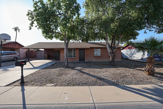 Primary Photo - Value priced property in Central Peoria!