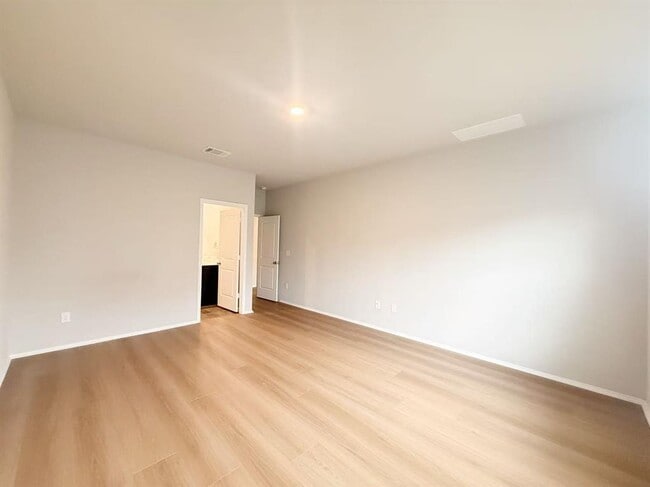 Building Photo - 15109 Siberian Elm Ln