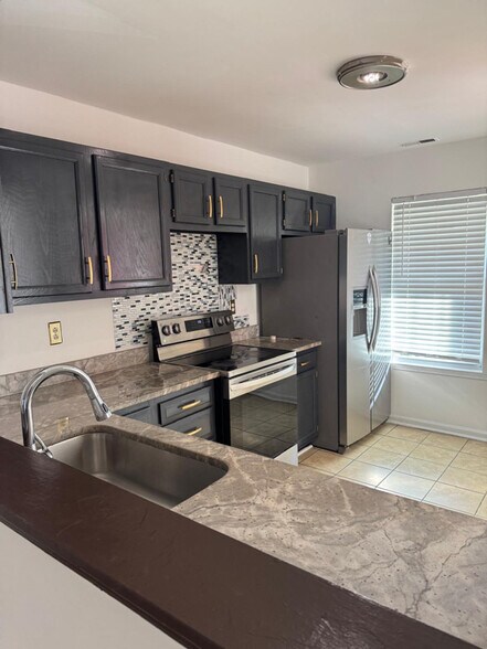 Building Photo - 6139 Windsor Gate Ln