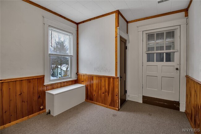 Building Photo - 314 Abbott Rd