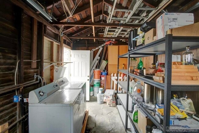 Building Photo - 1336 Bush St