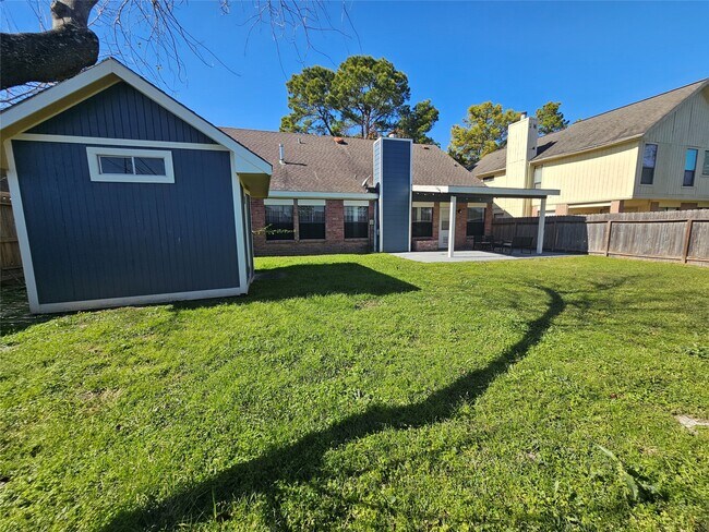 Building Photo - 12334 Misty Laurel Dr