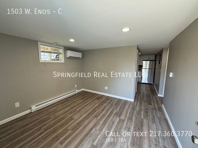 Building Photo - Modern 1 Bed 1 Bath Apartment with Ample S...