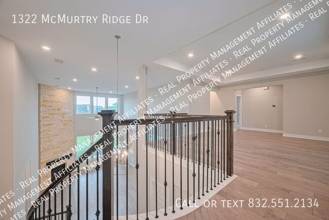 Building Photo - 1322 McMurtry Ridge Dr