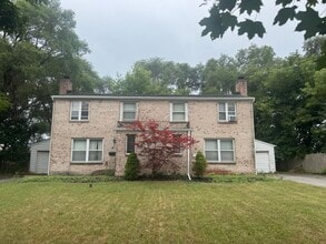 Building Photo - 17 Sunshine Dr