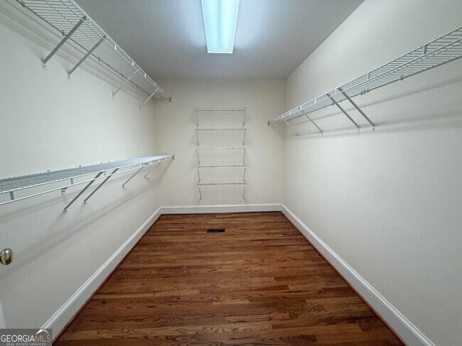 Building Photo - 307 Centennial Rd