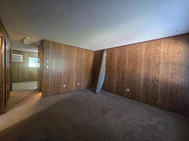 Building Photo - 208 Julian Ave