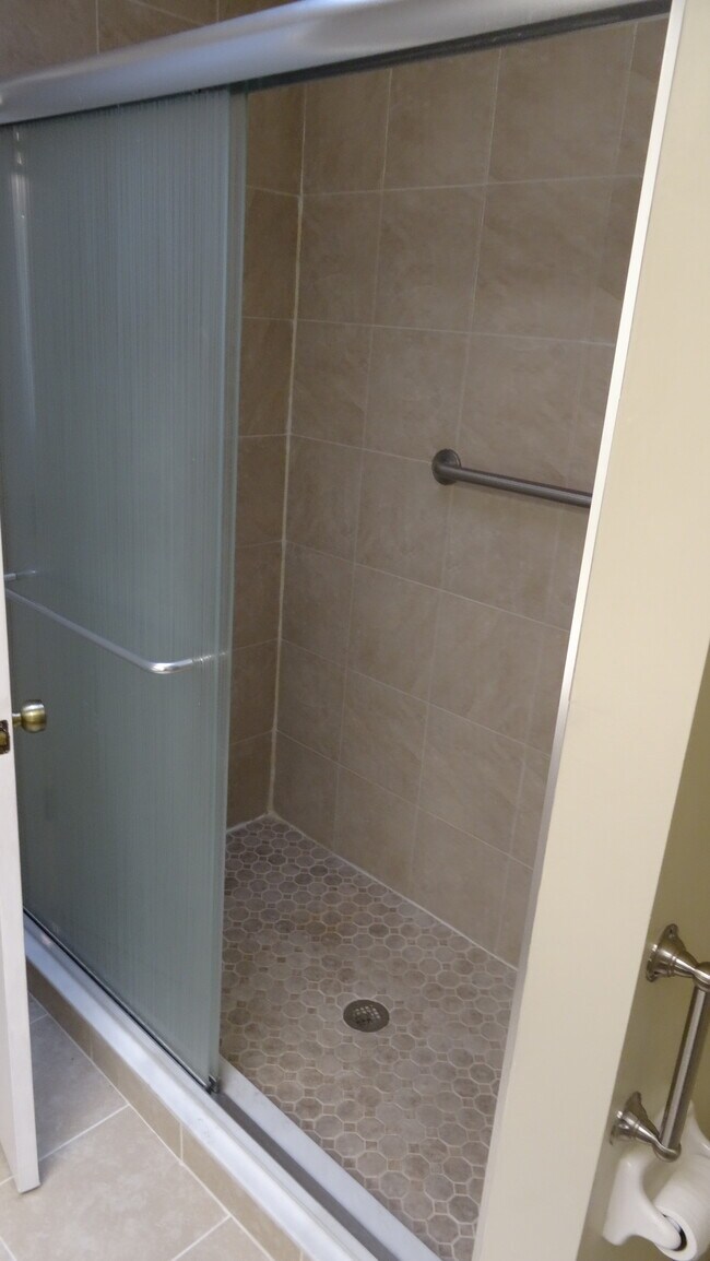 Building Photo - 2342 N Gadsden Pt