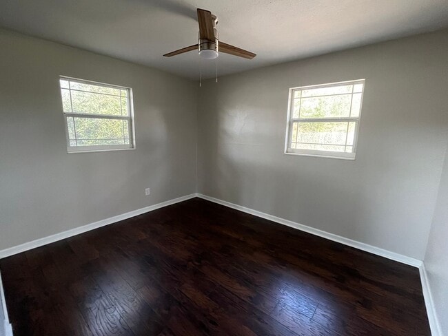 Building Photo - 3 Bedroom, 1 bath Pool Home in Lake City