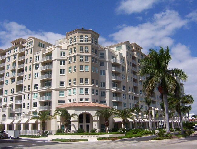 Building Photo - 99 SE Mizner Blvd