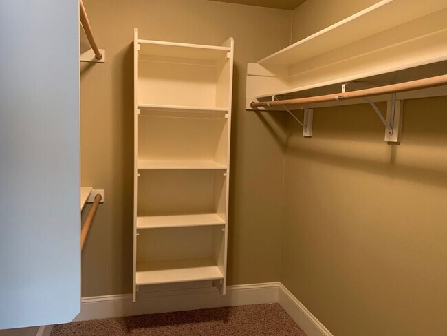 Building Photo - COMING SOON! GORGEOUS Townhome...  LOCATION , LOCATION near Peace Health Hospital