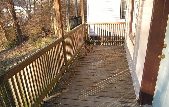 Building Photo - 1711 Pulte St