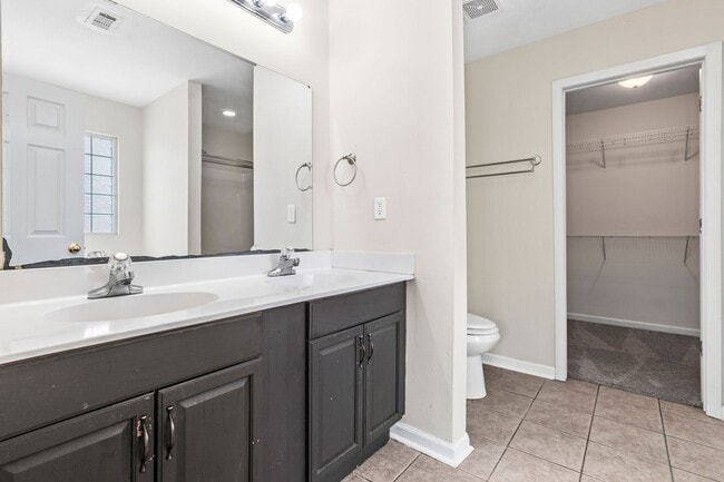 Building Photo - 14797 Nassau Dr