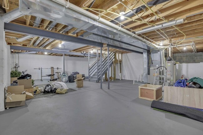 Building Photo - 5920 Triplett Square