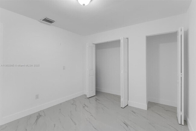 Building Photo - 30104 SW 152nd Ct