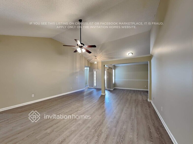 Building Photo - 125 Buffington Dr
