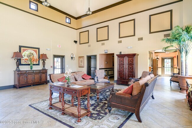 Building Photo - 724 Carlsbad Dr
