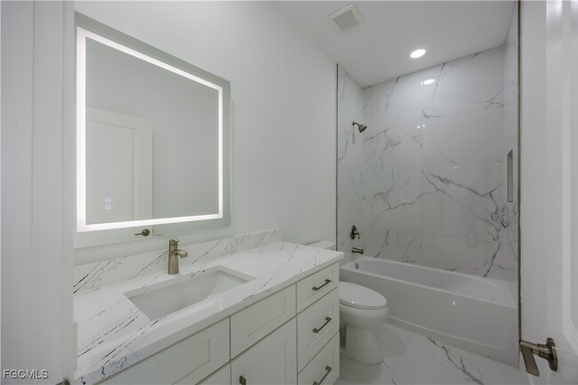 Building Photo - 849 Dowd Ave