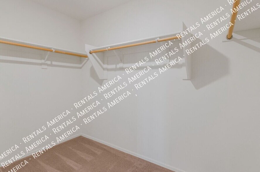 Building Photo - 7433 Via Casa Elegante